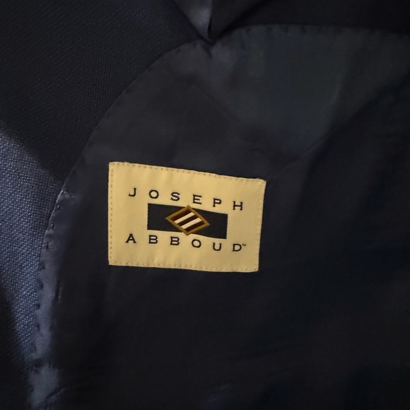 Joseph Abboud blue suit. 46L - Picture 2 of 9
